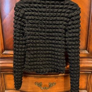 NEW! Elodie Bubble Textured Black Long Sleeve Top size small